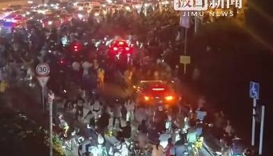 “夜骑开封”火了,昨夜部分路段严重拥堵!三大单车平台深夜紧急倡议