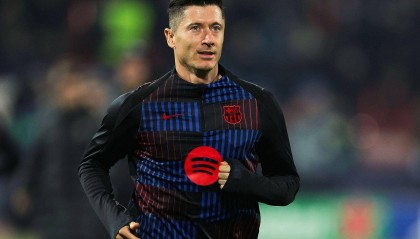 【欧冠】巴塞罗那延续进攻狂潮,主帅弗里克赛后却道歉