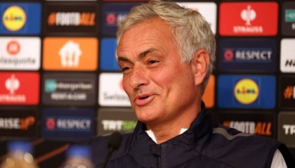 被穆帅邀请共进晚餐，记者：穆里尼奥一直是个很慷慨的人