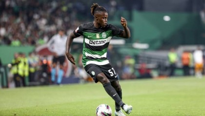 英媒:曼联询问了17岁中场昆达,他在阿莫林手下上演葡体首秀