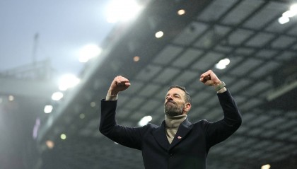 完美卸任?范尼带曼联3胜1平狂轰11球 阿莫林今日与他谈留队