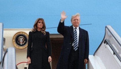 稀土管制延期一年，美方放弃对华加征100%关税，贝森特等不及公布成果，谁赢了，谁输了？