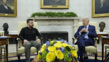 外媒爆:拜登政府计划明年1月新总统就职日前快速对乌提供剩余援助,但仍面临巨大问题