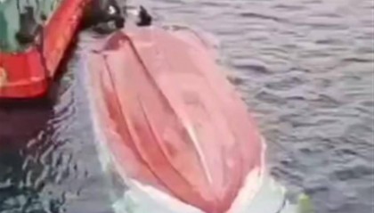 大连一失联船只被找到时翻扣海上,亲属:现场有1名遇难者,目前仍有4人失联